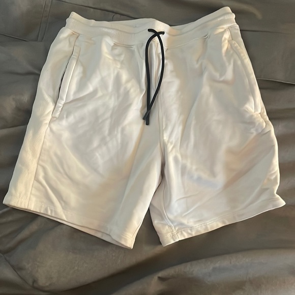 Mens white athletic shorts - Picture 1 of 1